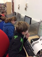 Image - children using computers