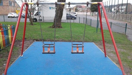 Supernova balance ring situated on wetpour