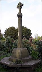 Cross to Lt Danks died 1900